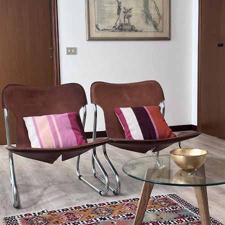 Buonarroti 37 Appartement Gorgonzola Buitenkant foto